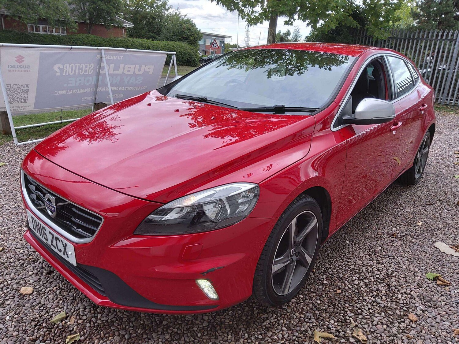 Used Volvo V40 2016 for sale - 76001046: Photo 8