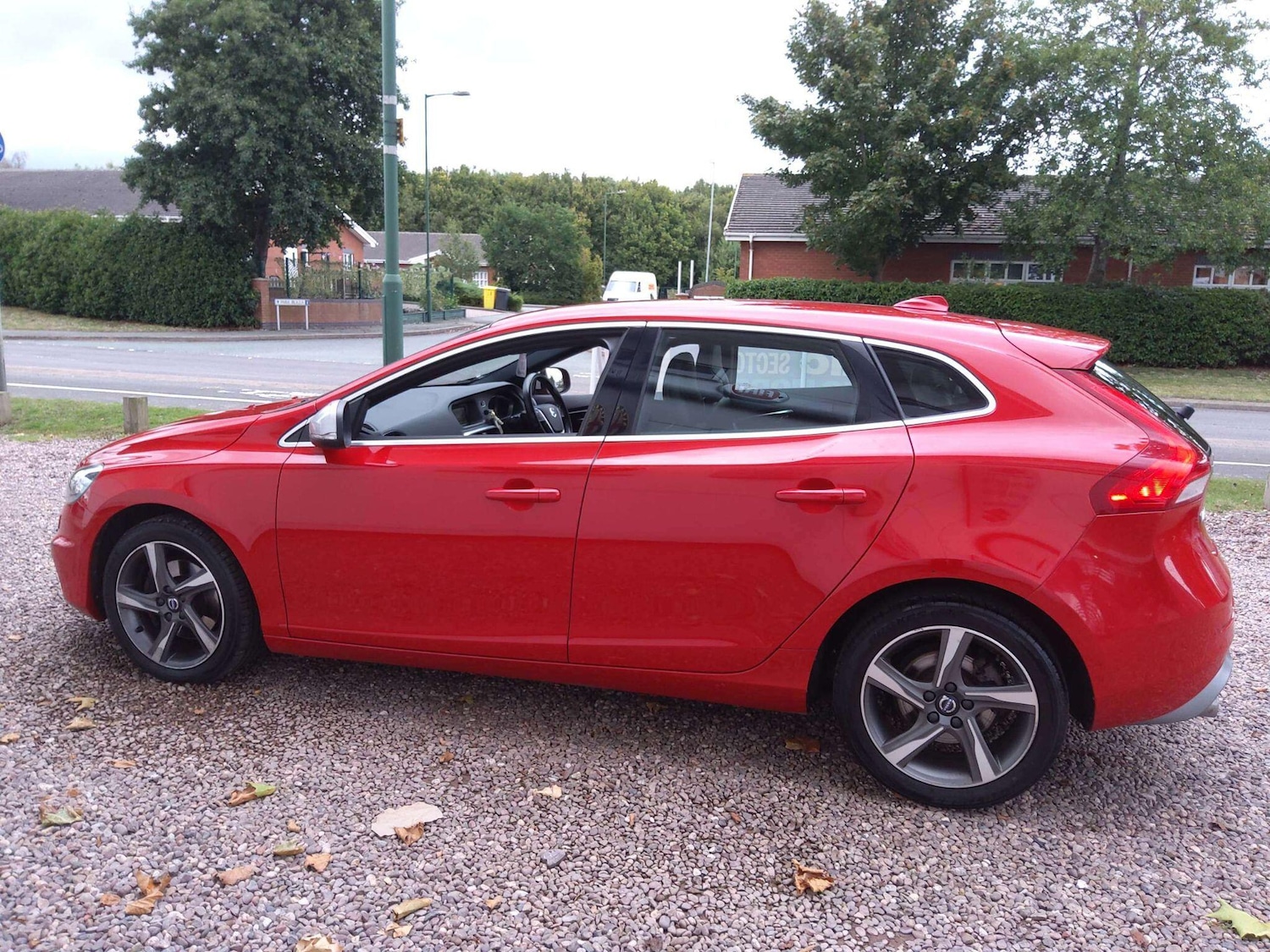 Used Volvo V40 2016 for sale - 76001046: Photo 9