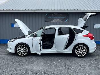 Used Ford Focus 2014 for sale - 75669710: Photo