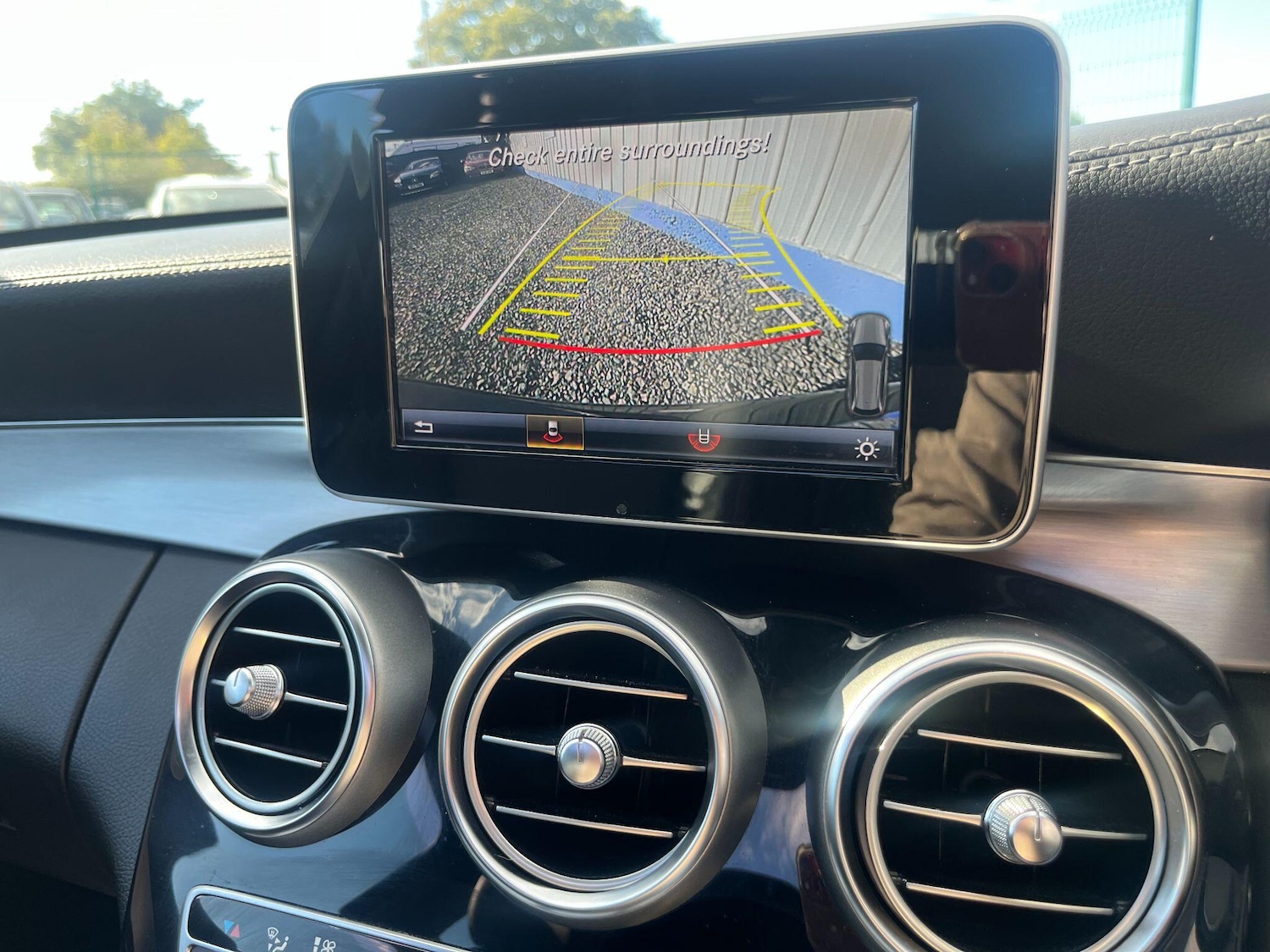 Used Mercedes-Benz C Class 2015 for sale - 76000682: Photo 6