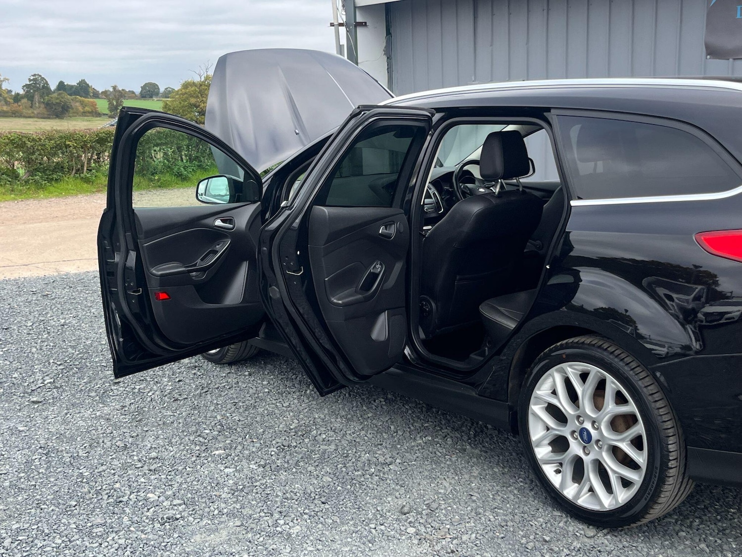 Used Ford Focus 2014 for sale - 76992082: Photo 17