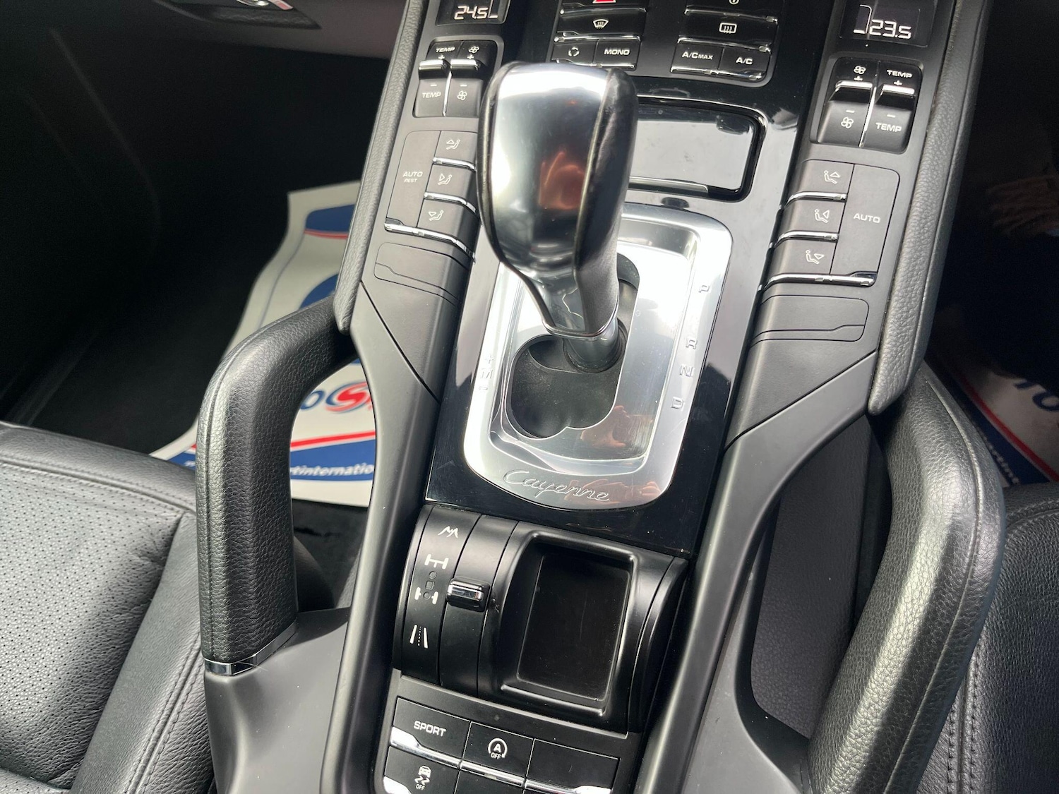 Used Porsche Cayenne 2012 for sale - 77203053: Photo 27