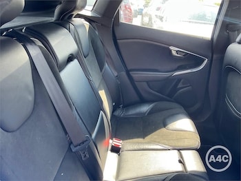 Used Volvo V40 2016 for sale - 78417132: Photo