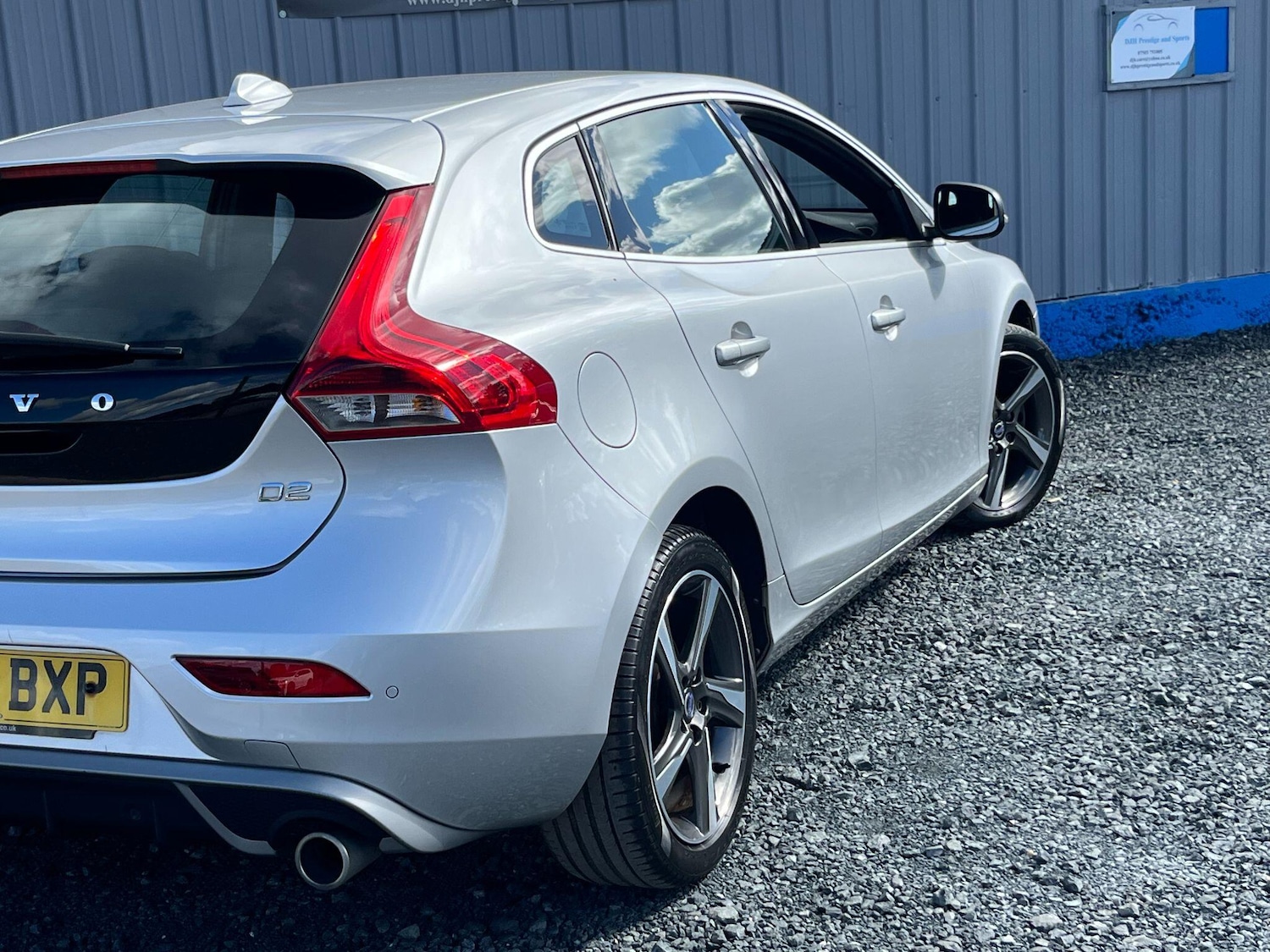 Used Volvo V40 2016 for sale - 75928205: Photo 27