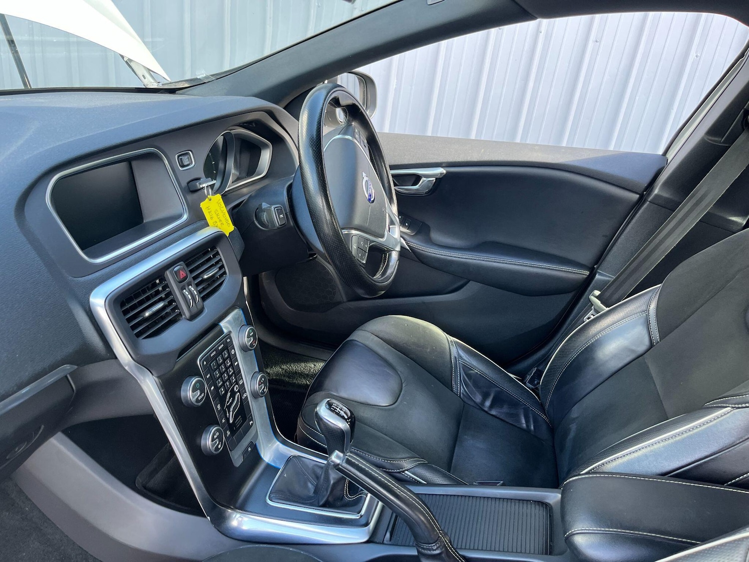 Used Volvo V40 2016 for sale - 75928205: Photo 29