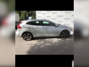 Used Volvo V40 2016 for sale - 75928205: Photo
