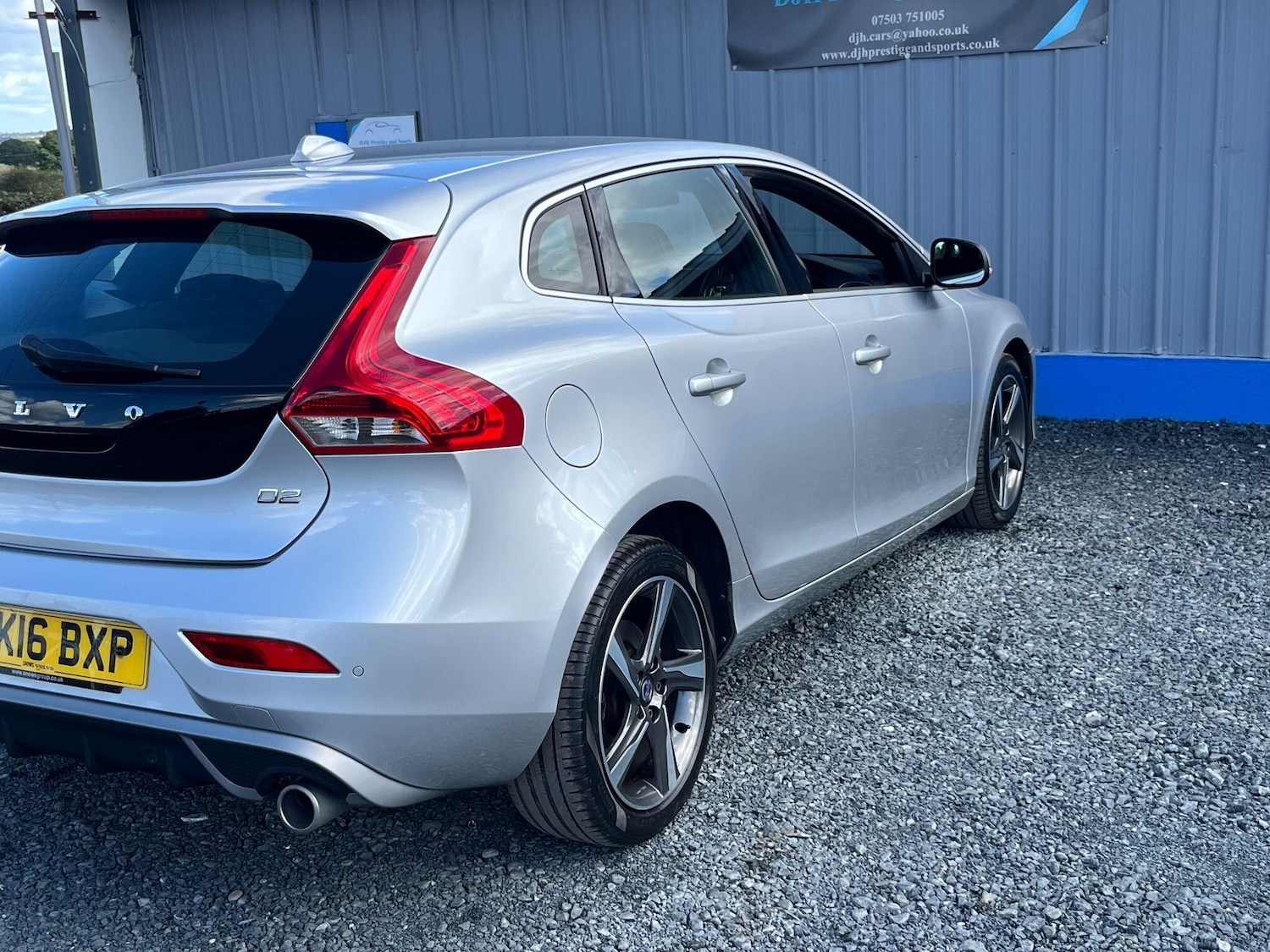 Used Volvo V40 2016 for sale - 75928205: Photo 66