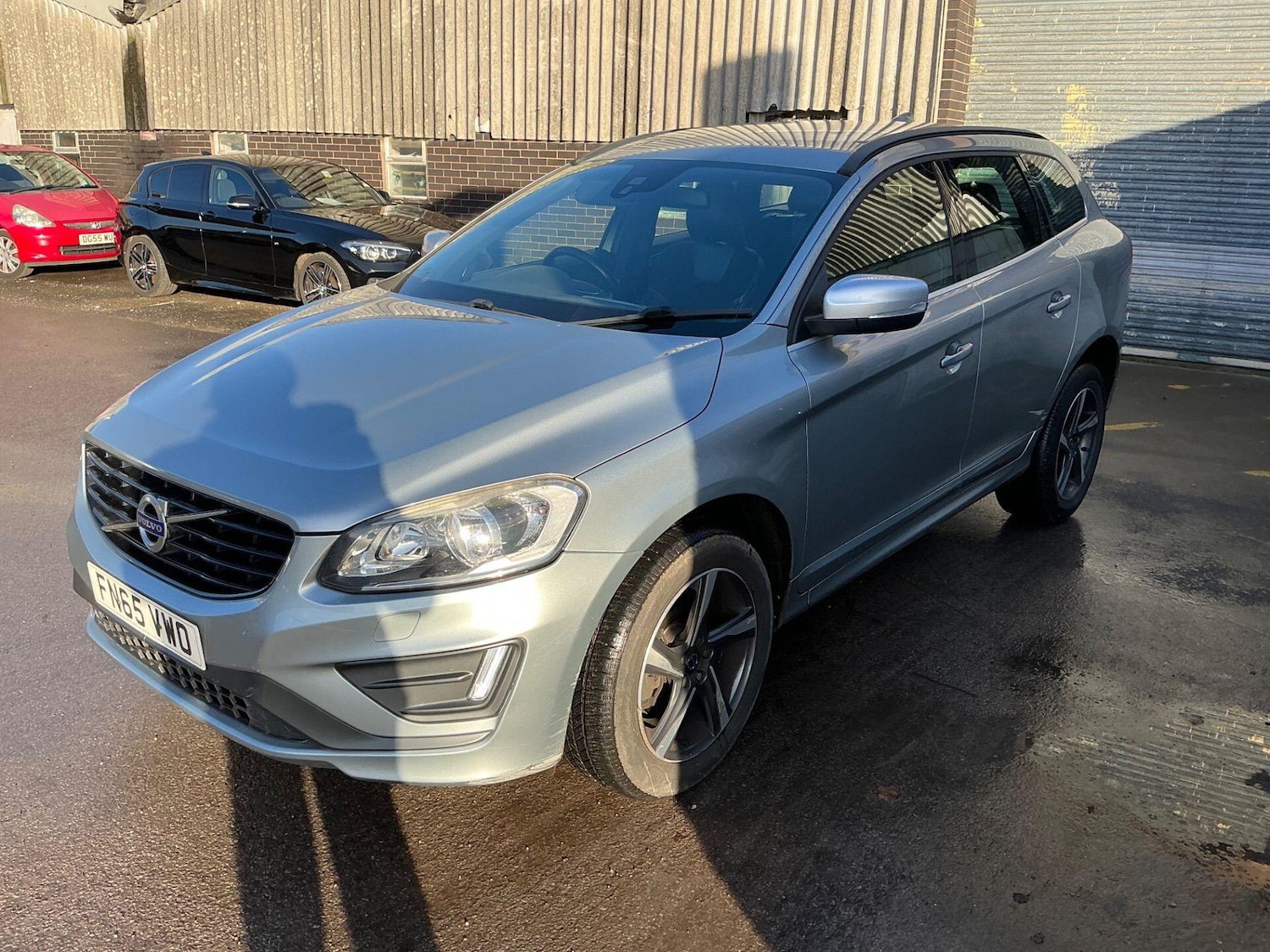 Used Volvo XC60 2015 for sale - 76839886: Photo 3