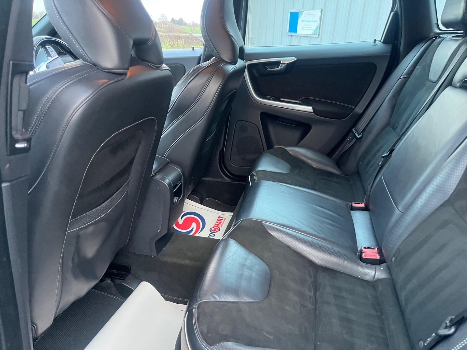 Used Volvo XC60 2015 for sale - 76839886: Photo 30