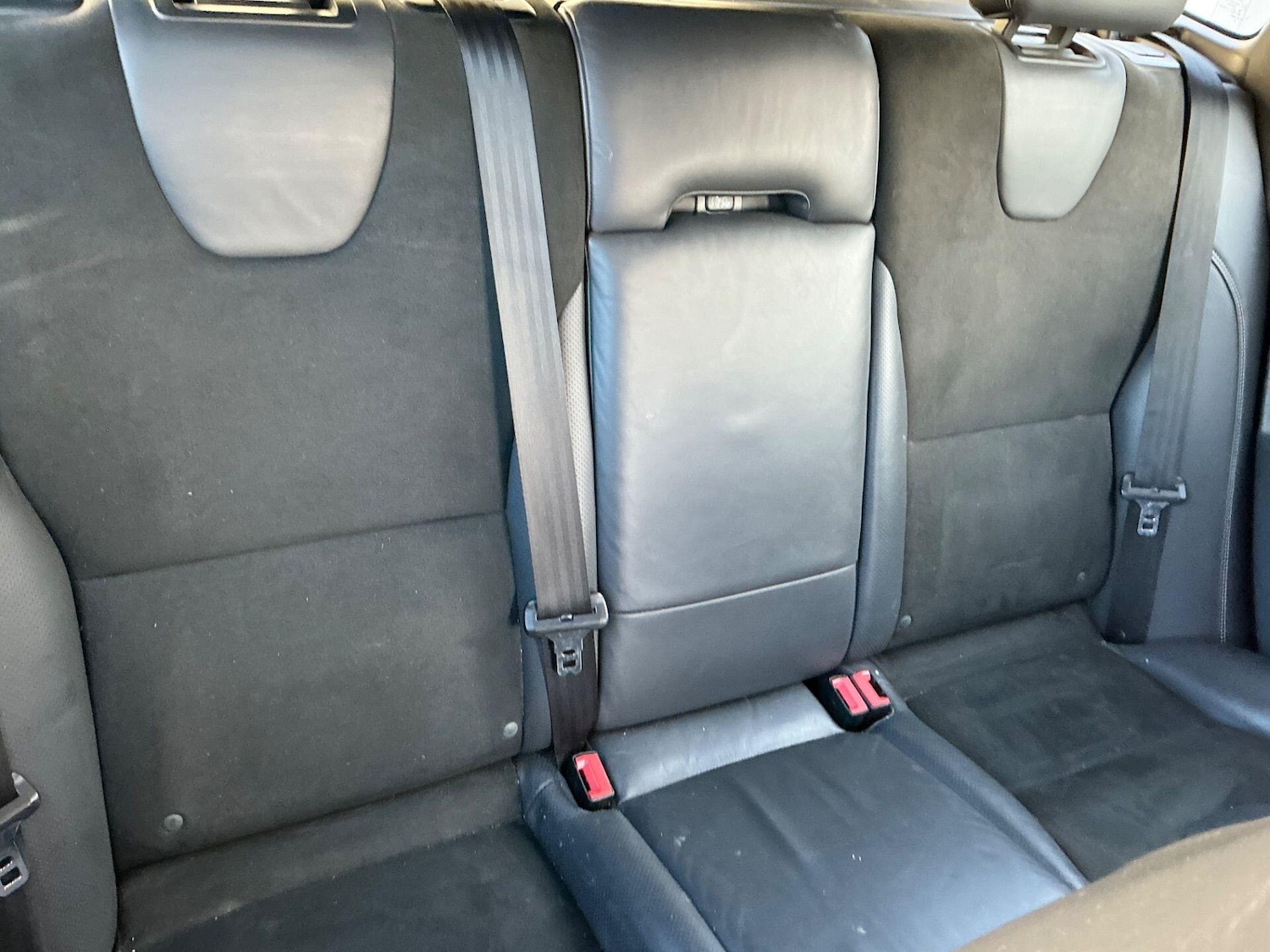 Used Volvo XC60 2015 for sale - 76839886: Photo 4