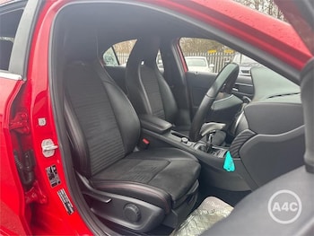 Used Mercedes-Benz A-Class 2016 for sale - 77705248: Photo