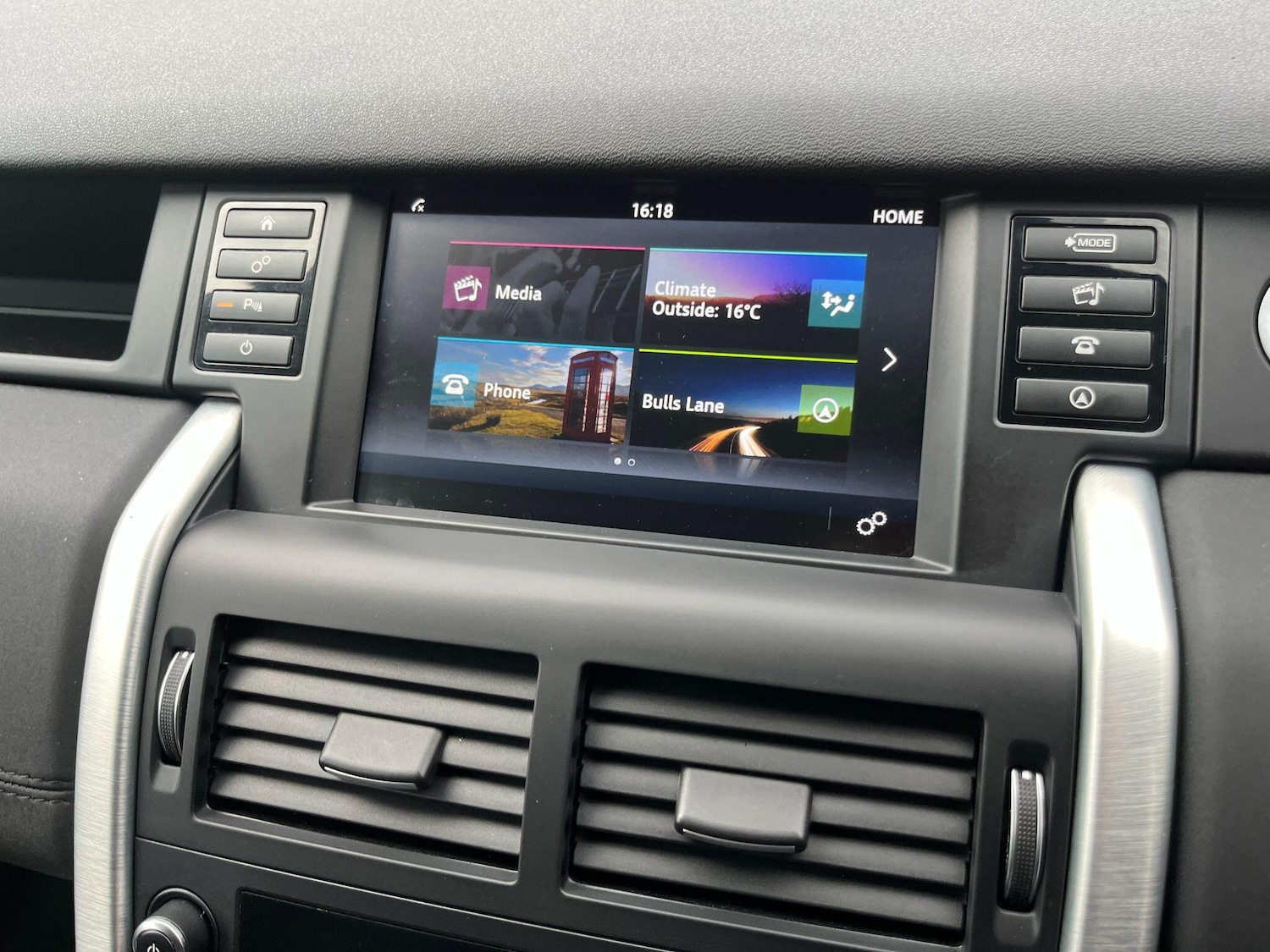 Used Land Rover Discovery Sport 2016 for sale - 76121911: Photo 32