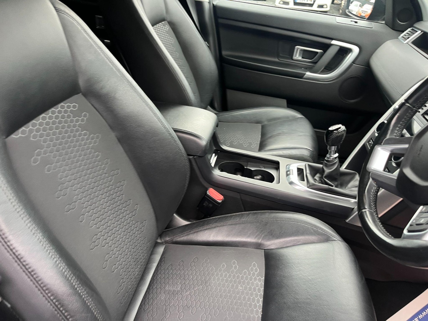 Used Land Rover Discovery Sport 2016 for sale - 76121911: Photo 41