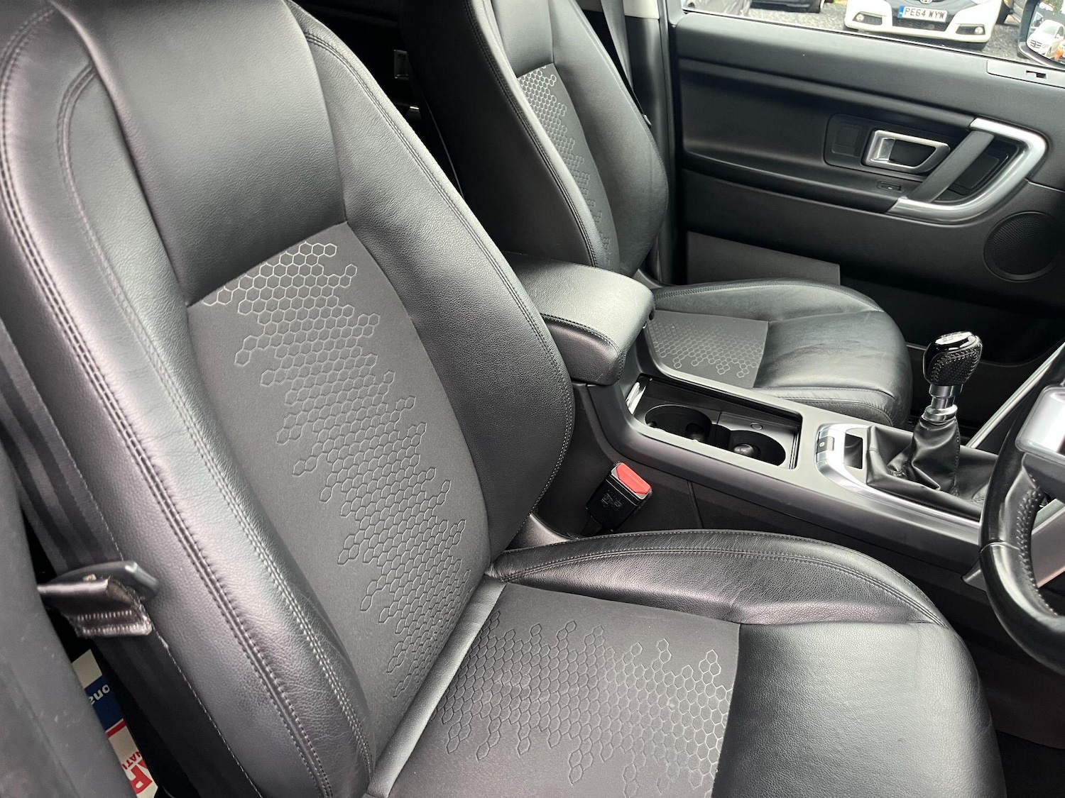 Used Land Rover Discovery Sport 2016 for sale - 76121911: Photo 6