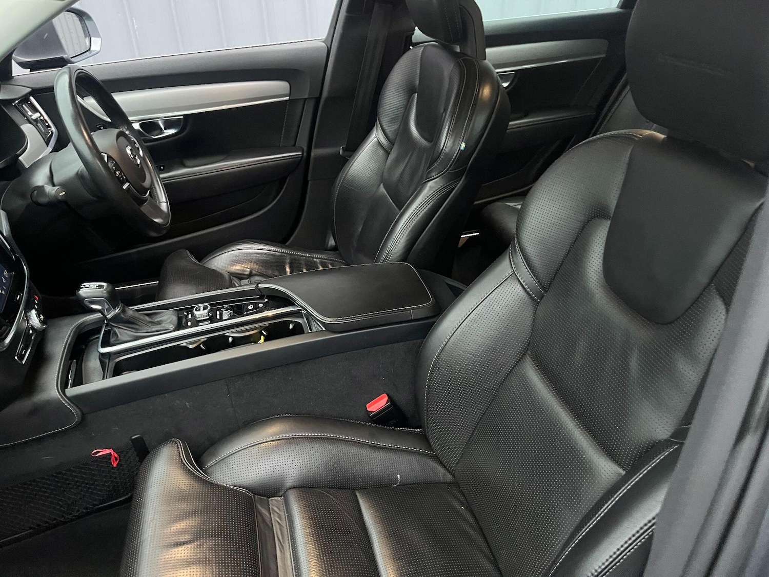 Used Volvo V90 2017 for sale - 77784444: Photo 4