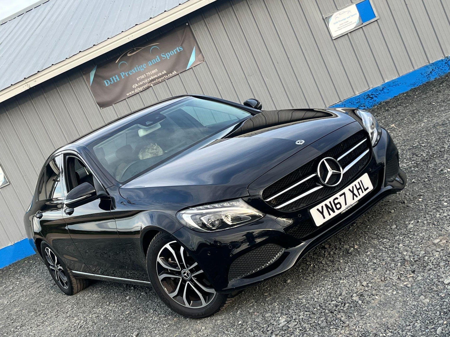 Used Mercedes-Benz C Class 2017 for sale - 76215697: Photo 2