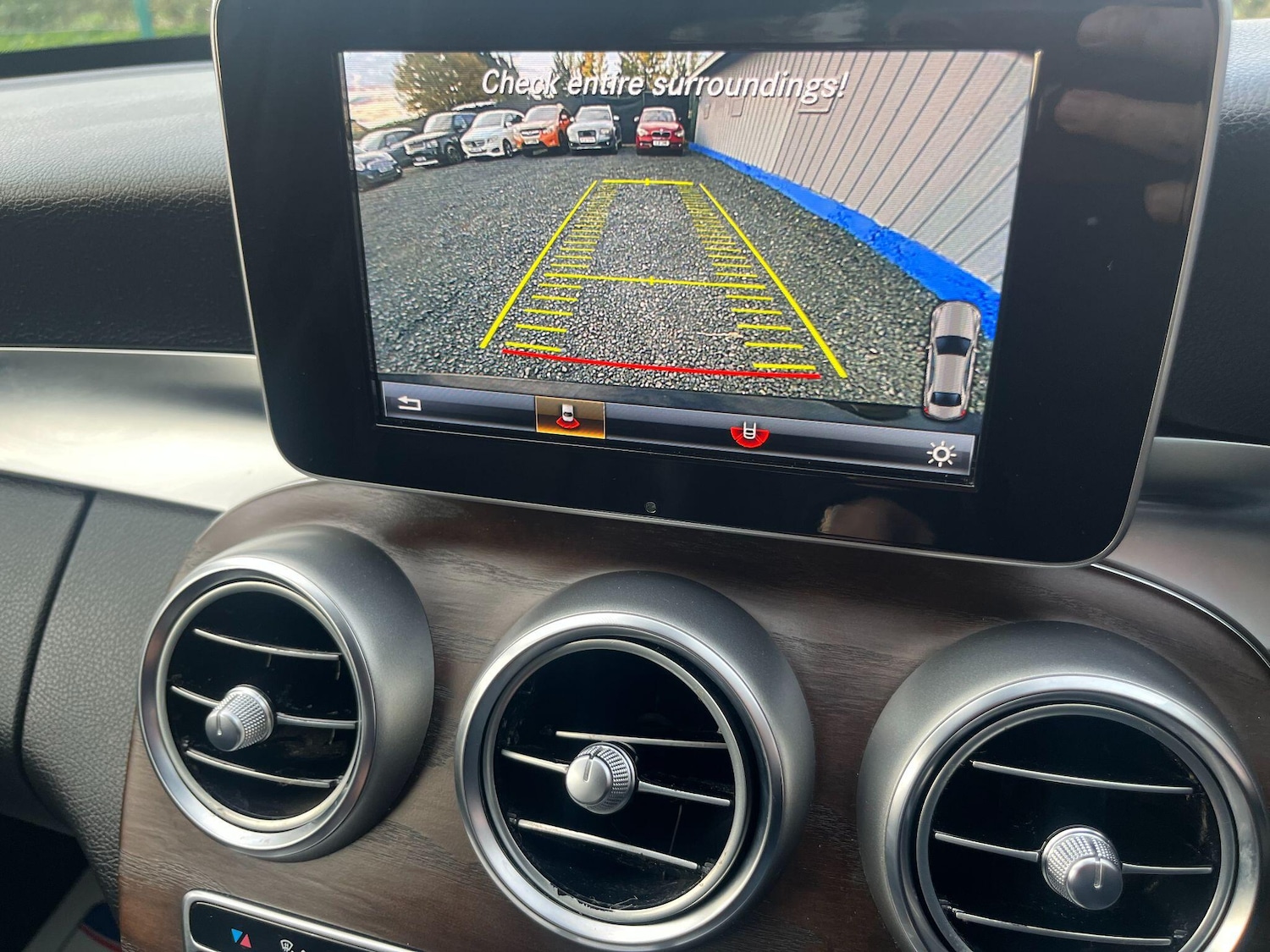 Used Mercedes-Benz C Class 2017 for sale - 76215697: Photo 4