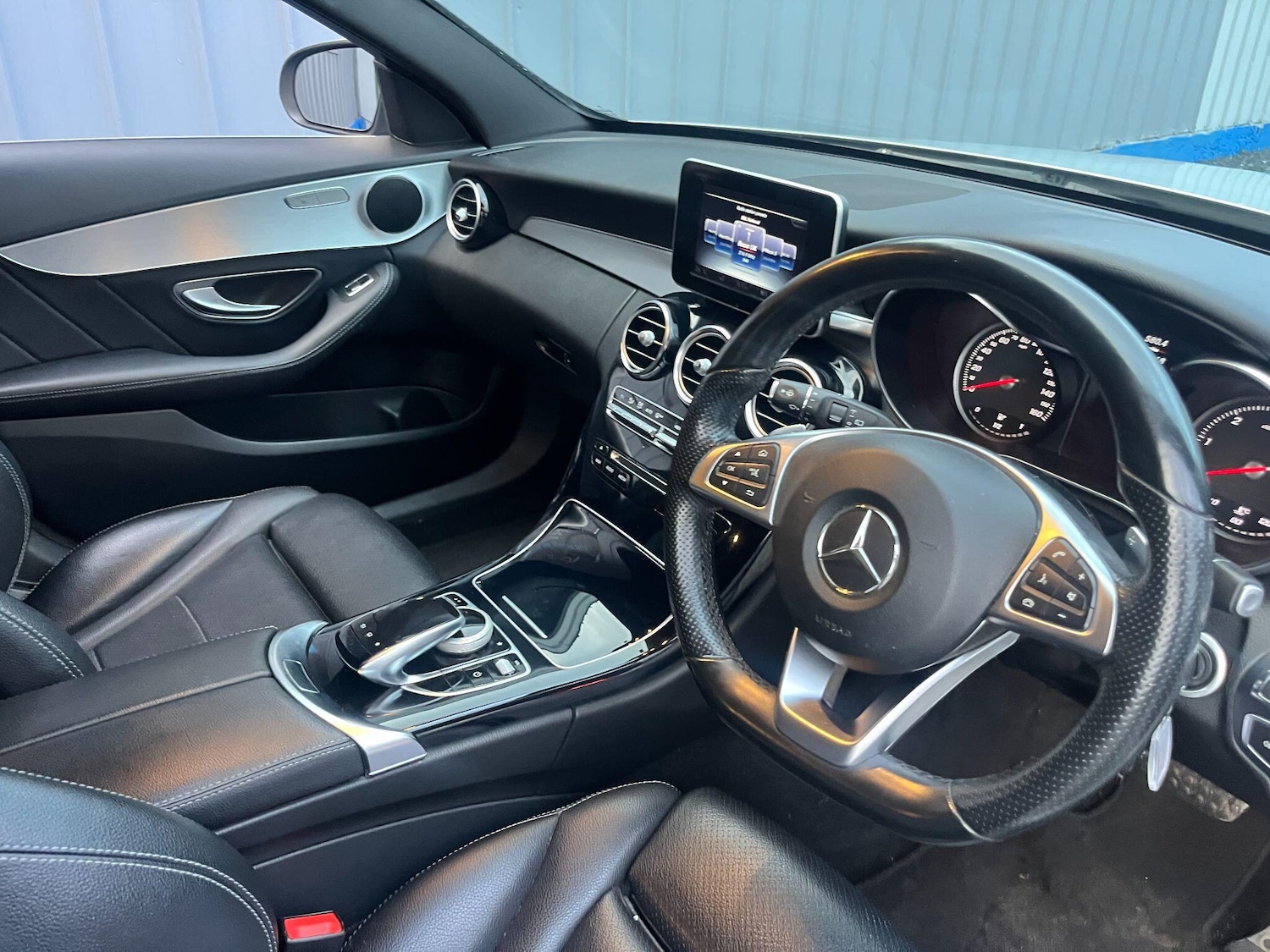 Used Mercedes-Benz C Class 2016 for sale - 76992437: Photo 33