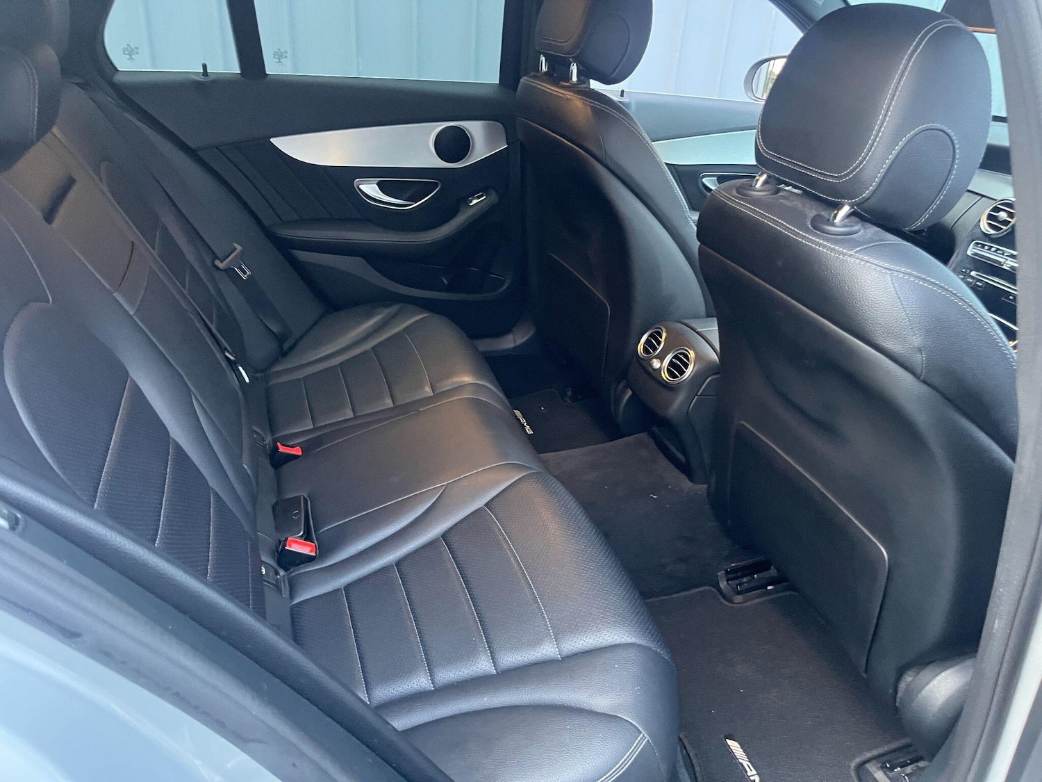 Used Mercedes-Benz C Class 2016 for sale - 76992437: Photo 34