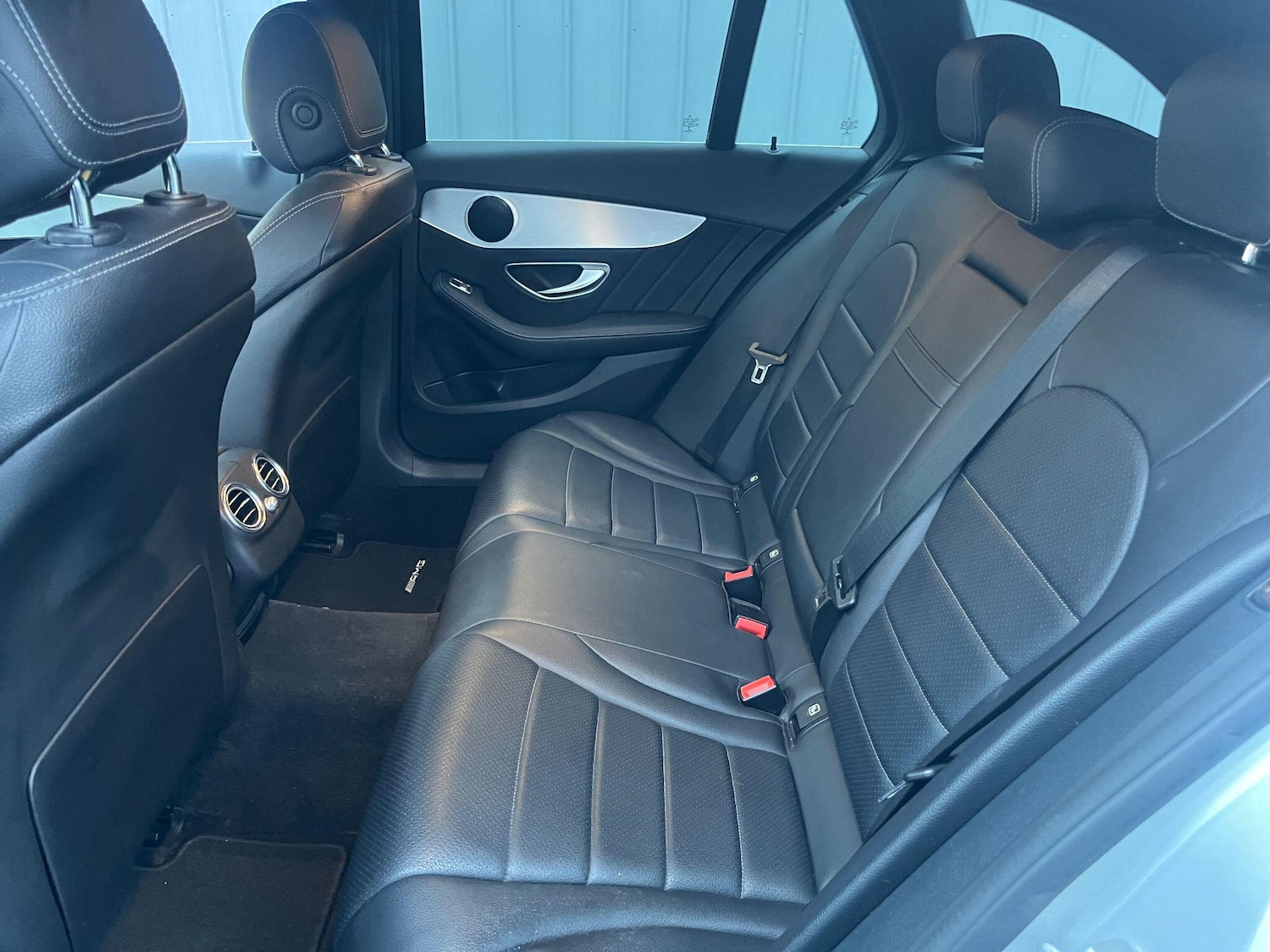 Used Mercedes-Benz C Class 2016 for sale - 76992437: Photo 40