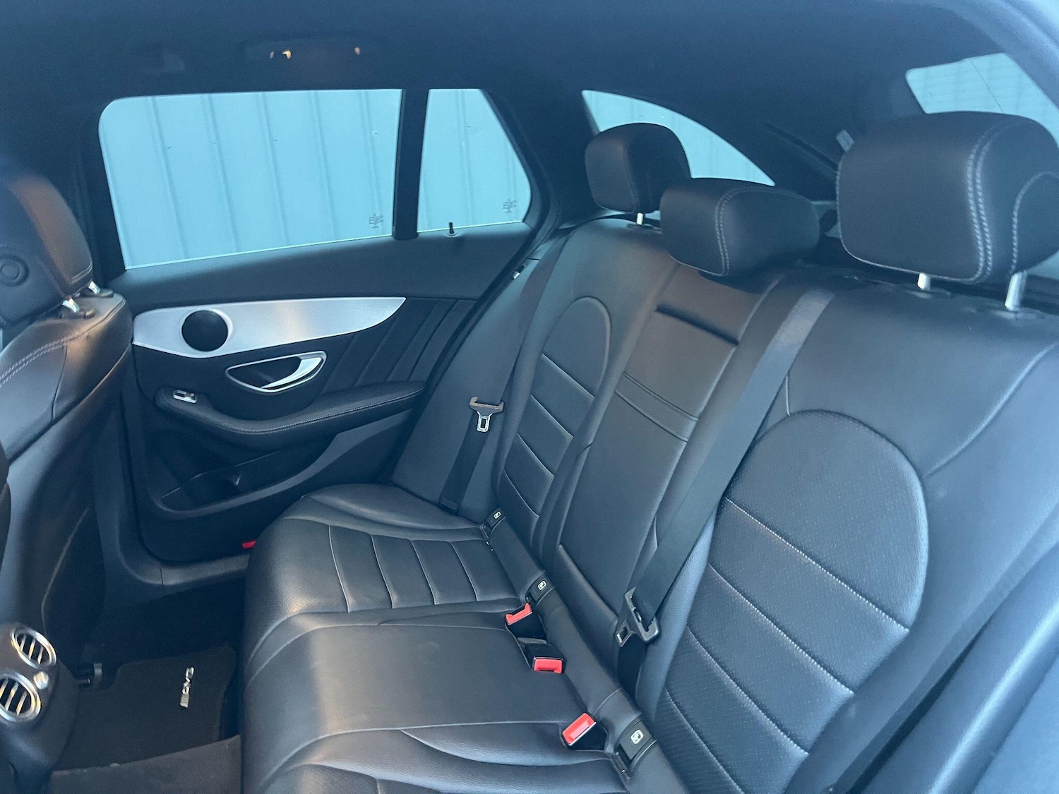 Used Mercedes-Benz C Class 2016 for sale - 76992437: Photo 41