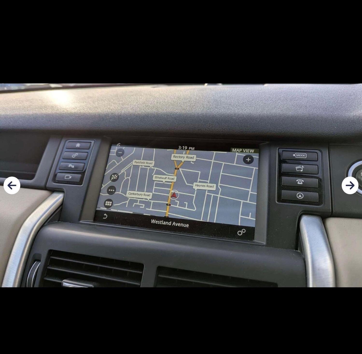 Used Land Rover Discovery Sport 2017 for sale - 78034244: Photo 6