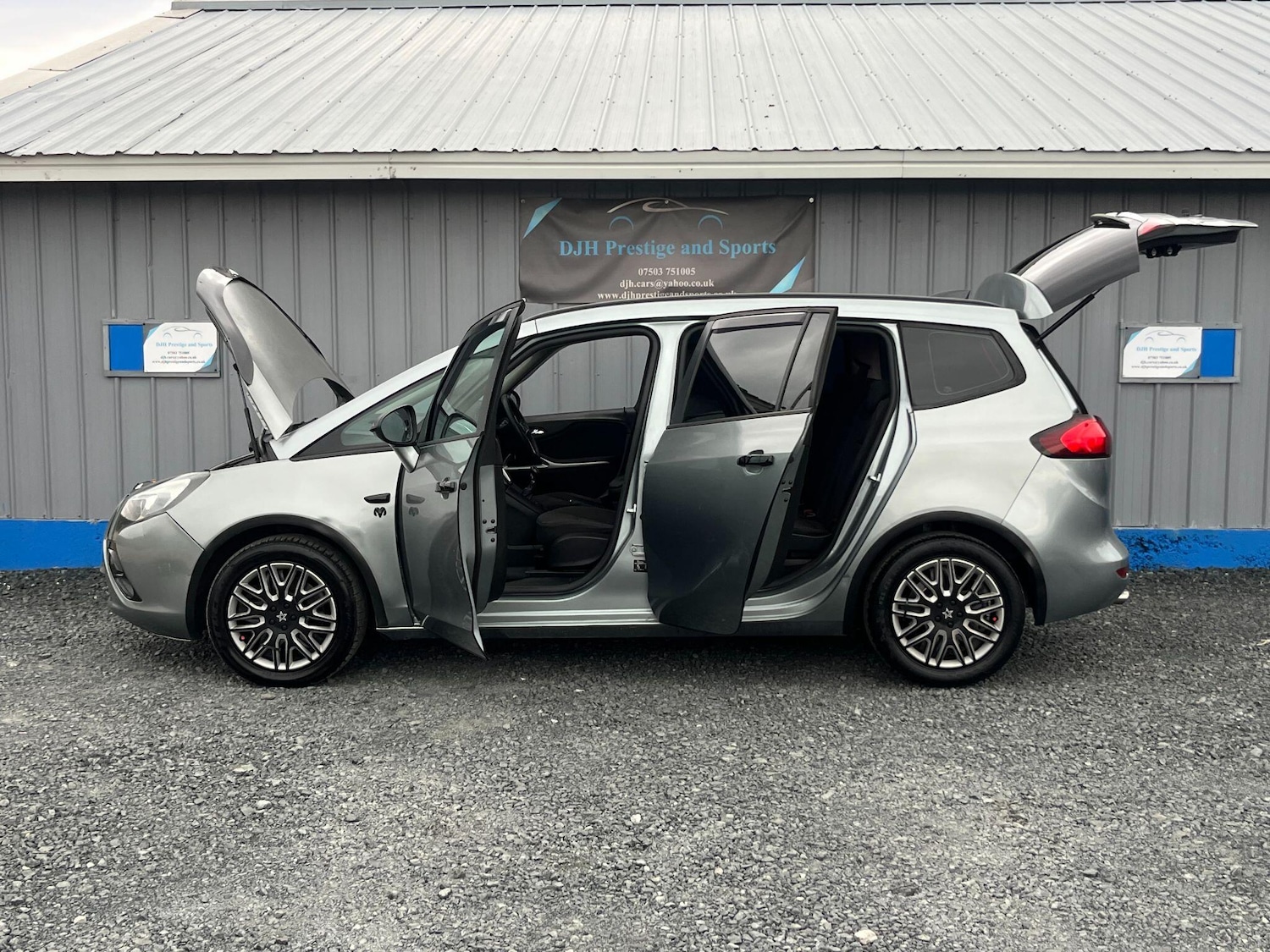 Used Vauxhall Zafira Tourer 2014 for sale - 76425002: Photo 10