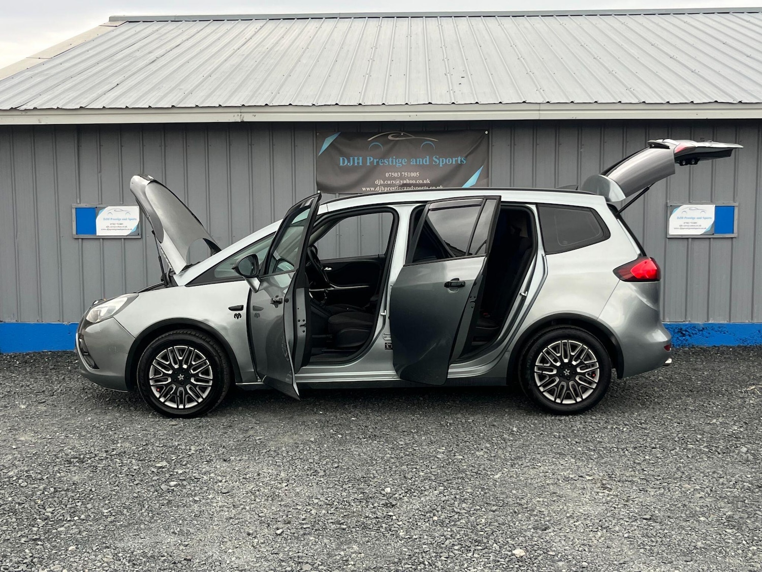 Used Vauxhall Zafira Tourer 2014 for sale - 76425002: Photo 3