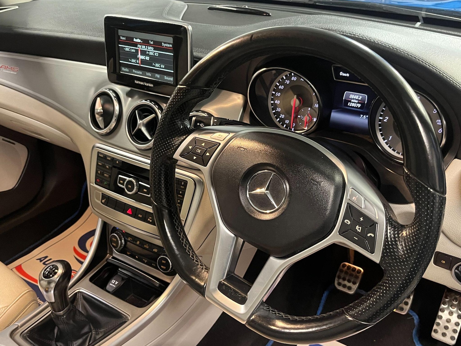 Used Mercedes-Benz GLA 2014 for sale - 77215477: Photo 4