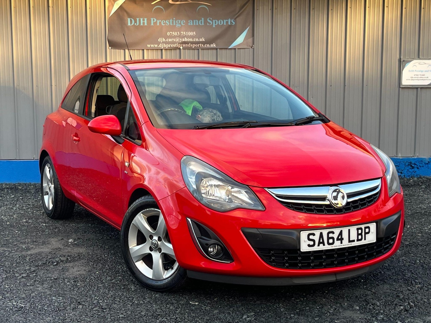 Used Vauxhall Corsa 2014 for sale - 77131671: Photo 2