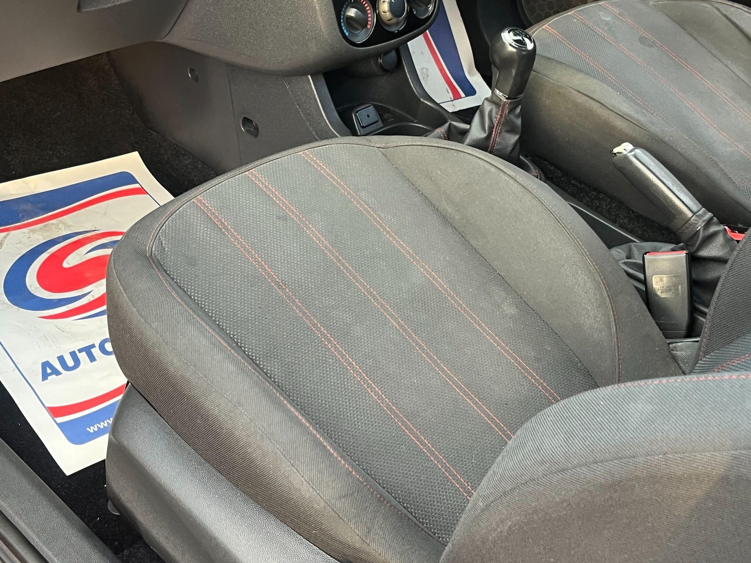 Used Vauxhall Corsa 2014 for sale - 77131671: Photo 4