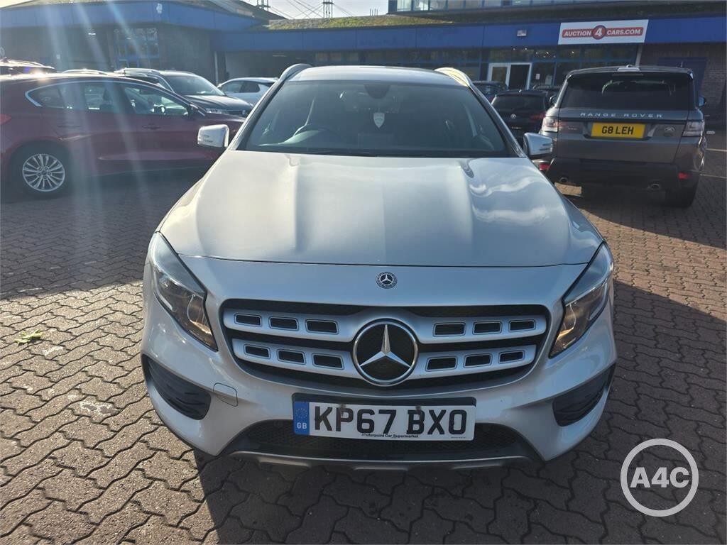 Used Mercedes-Benz GLA 2017 for sale - 76399311: Photo 3