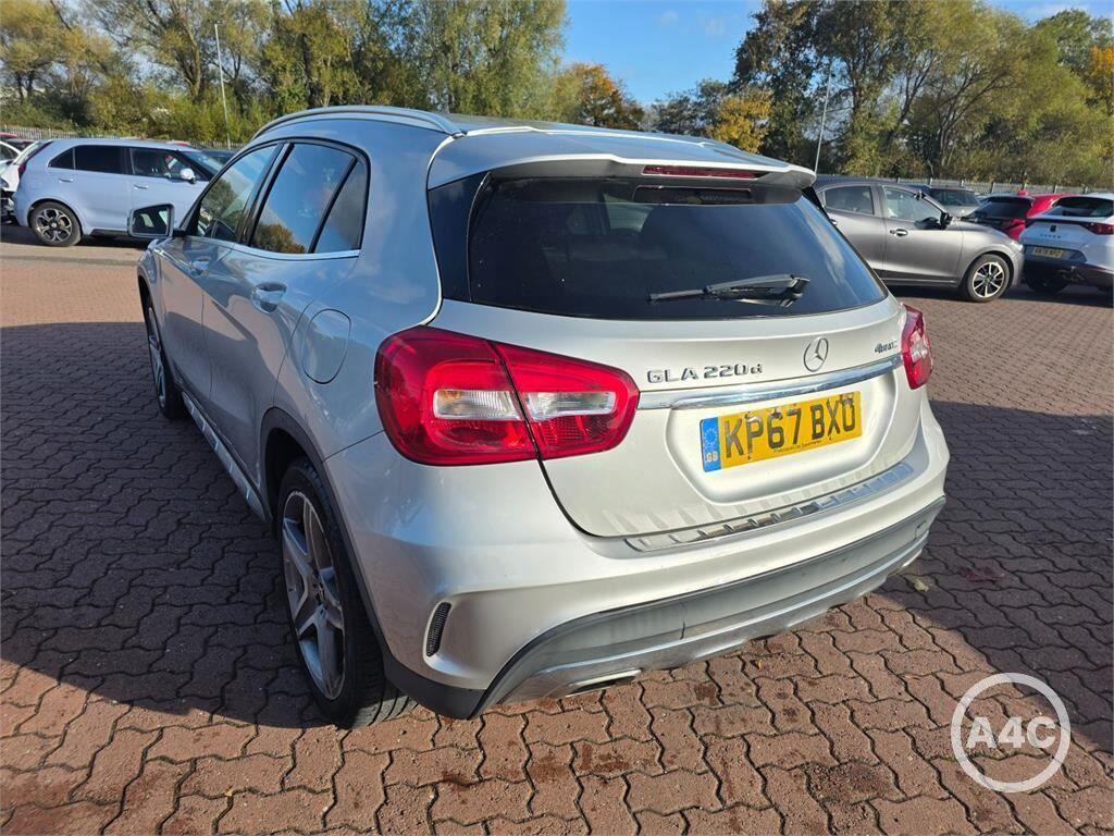 Used Mercedes-Benz GLA 2017 for sale - 76399311: Photo 5