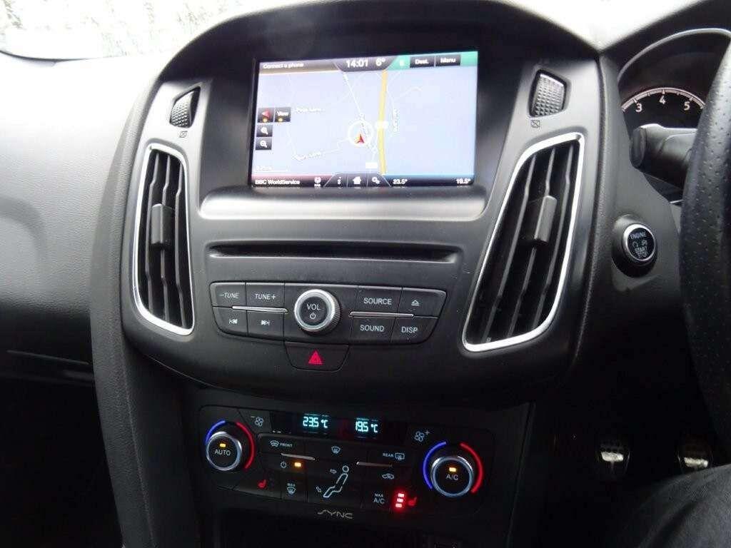 Used Ford Focus 2015 for sale - 77344293: Photo 4