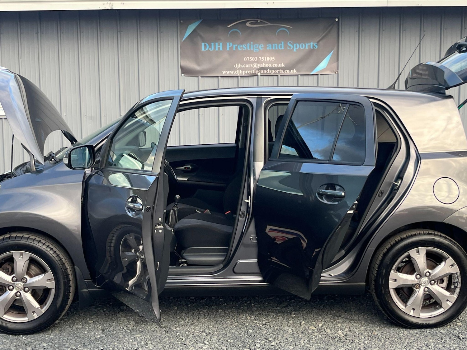 Used Toyota Urbancruiser 2010 for sale - 76361531: Photo 15