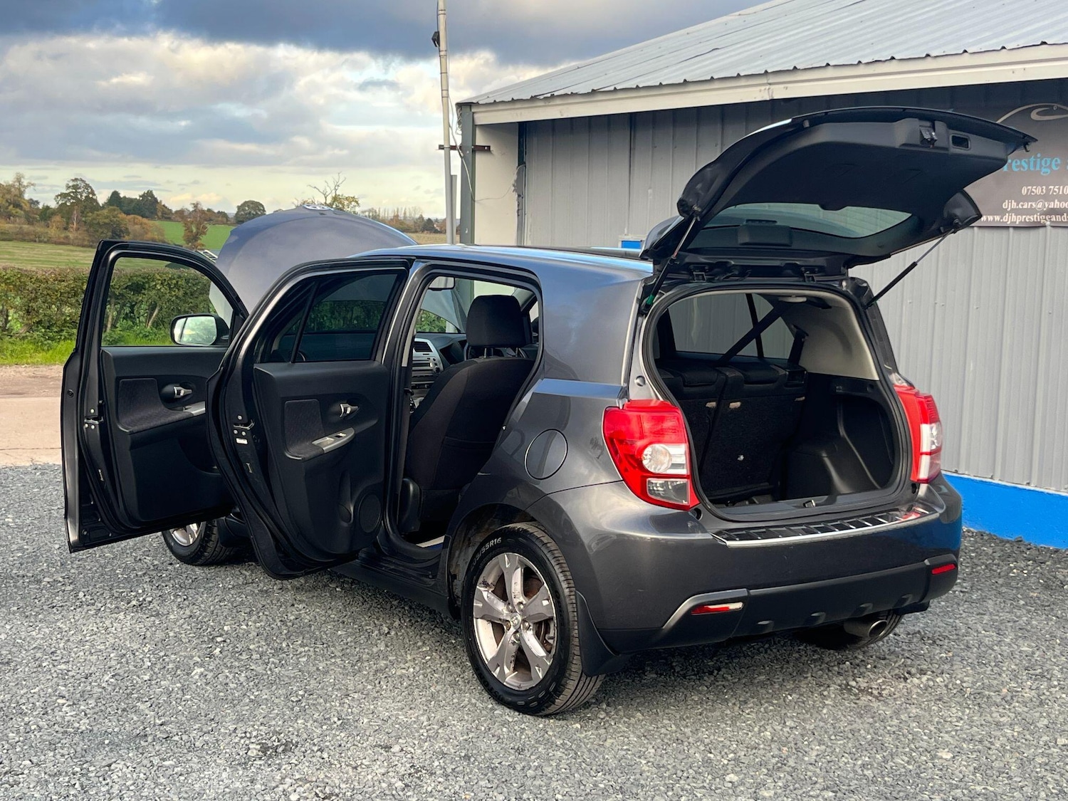 Used Toyota Urbancruiser 2010 for sale - 76361531: Photo 17