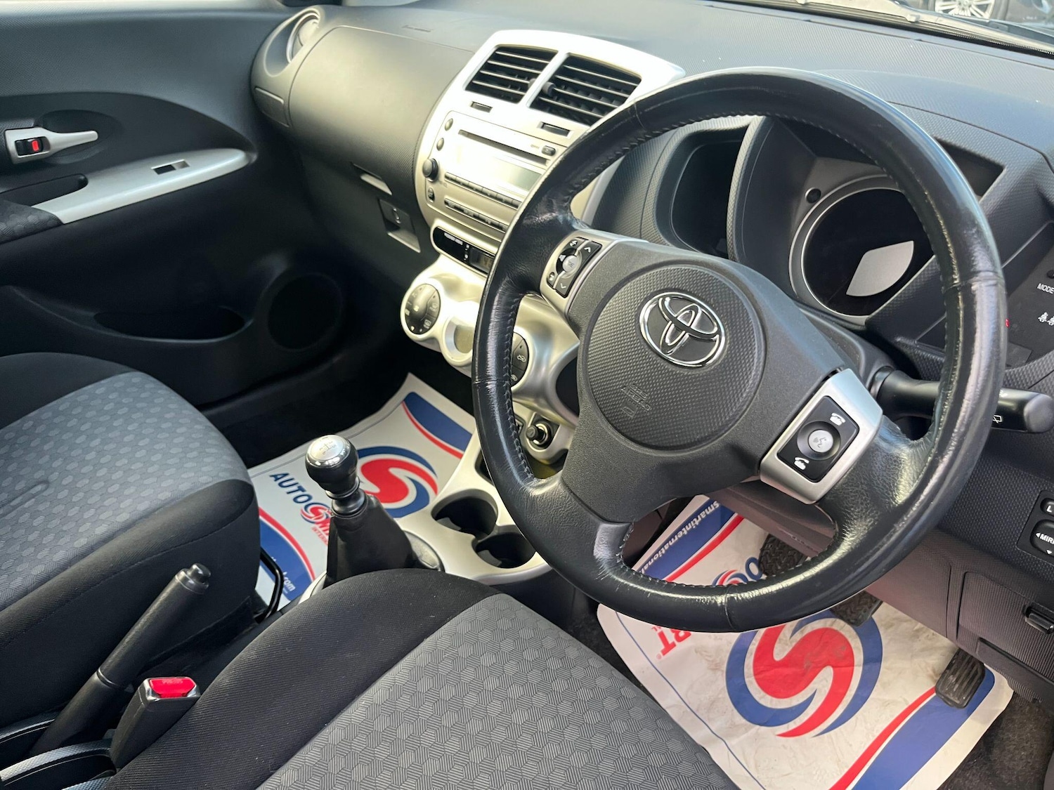 Used Toyota Urbancruiser 2010 for sale - 76361531: Photo 28