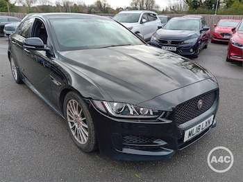 Used Jaguar XE 2018 for sale - 78062607: Photo
