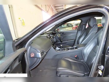 Used Jaguar XE 2017 for sale - 78516163: Photo