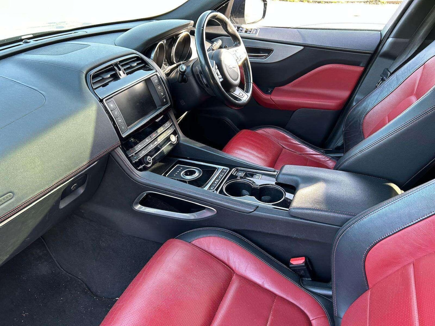 Used Jaguar F-Pace for sale - 77809072: Photo 4