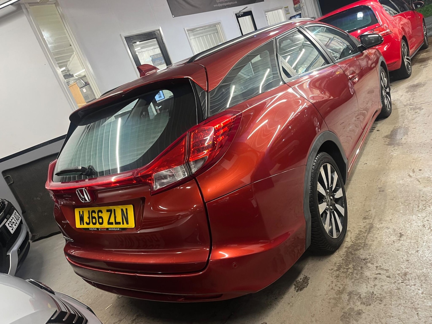 Used Honda Civic 2016 for sale - 76667175: Photo 7