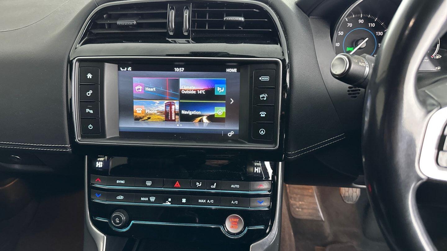 Used Jaguar XE for sale - 76440430: Photo 11