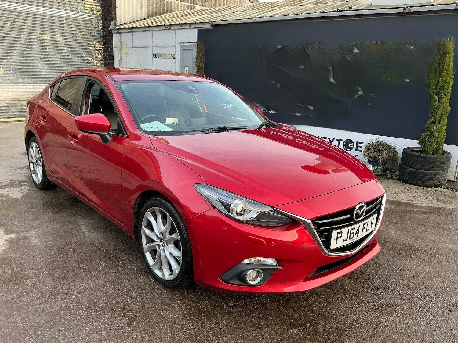 Used Mazda Mazda3 2014 for sale - 76714252: Photo 2