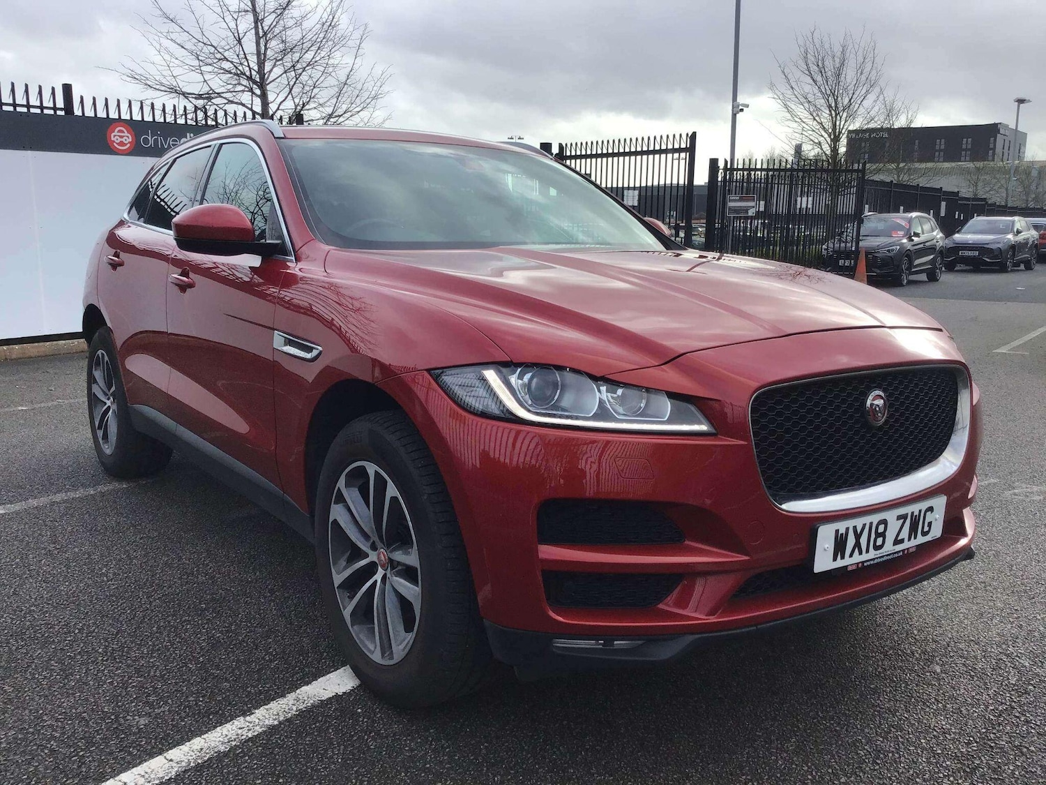 Used Jaguar F-Pace 2018 for sale - 77455301: Photo 2