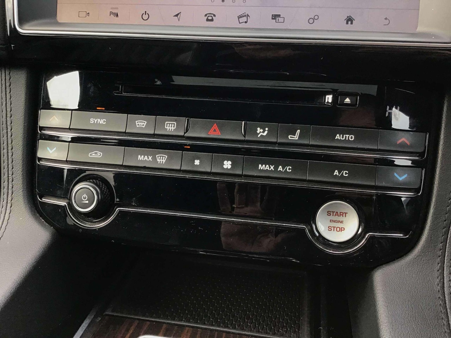 Used Jaguar F-Pace 2018 for sale - 77455301: Photo 9