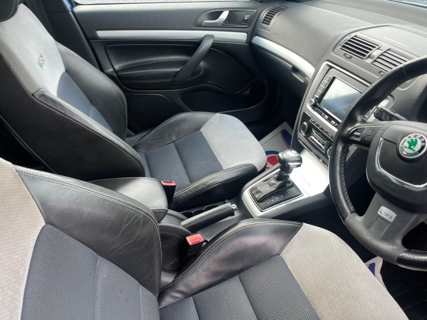 Used Skoda Octavia 2011 for sale - 76138219: Photo 37