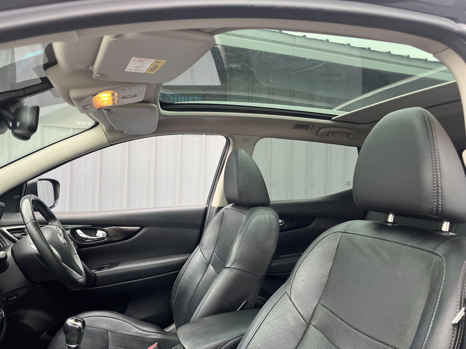 Used Nissan Qashqai 2015 for sale - 76987923: Photo 32