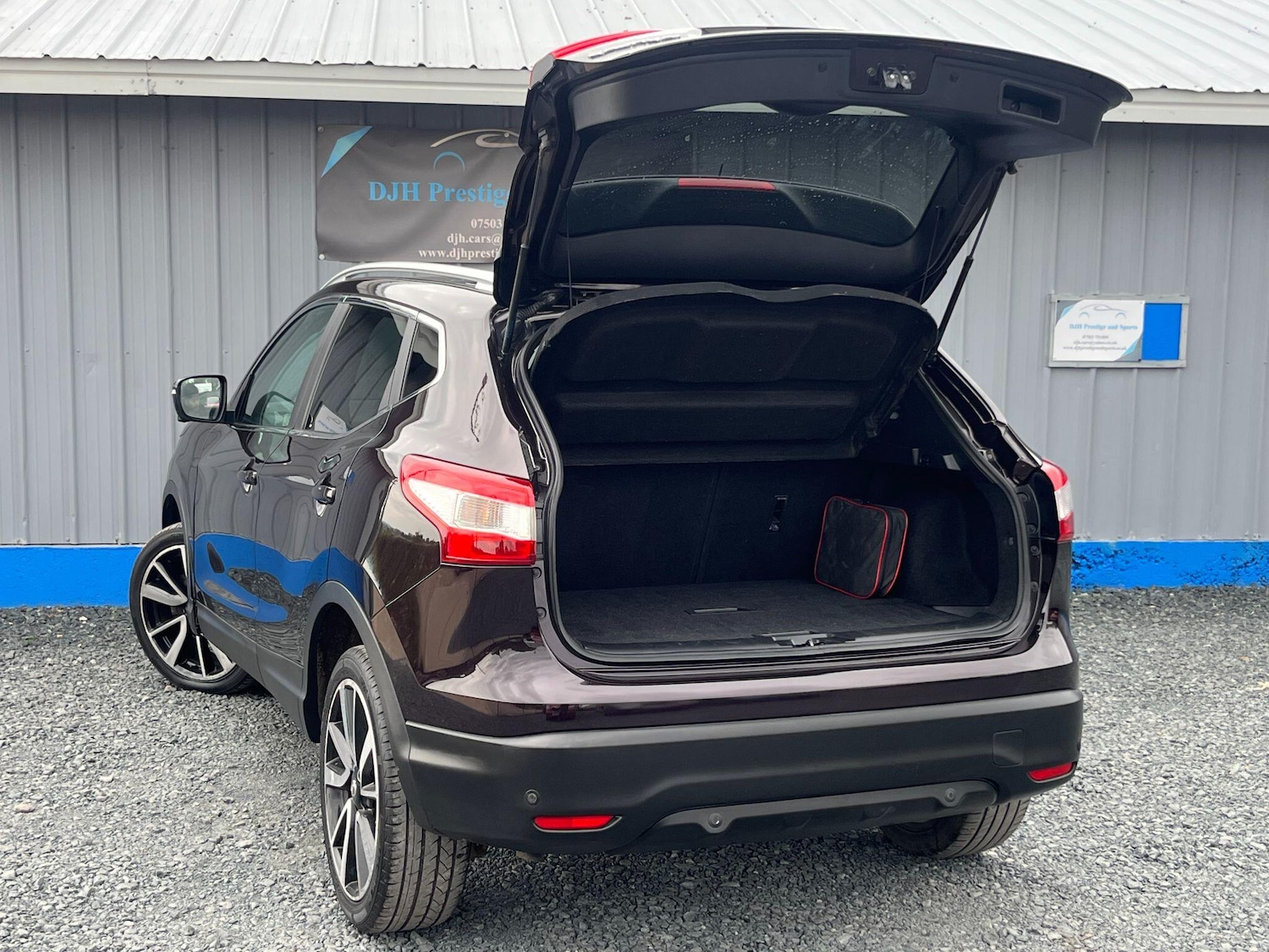 Used Nissan Qashqai 2015 for sale - 76987923: Photo 52