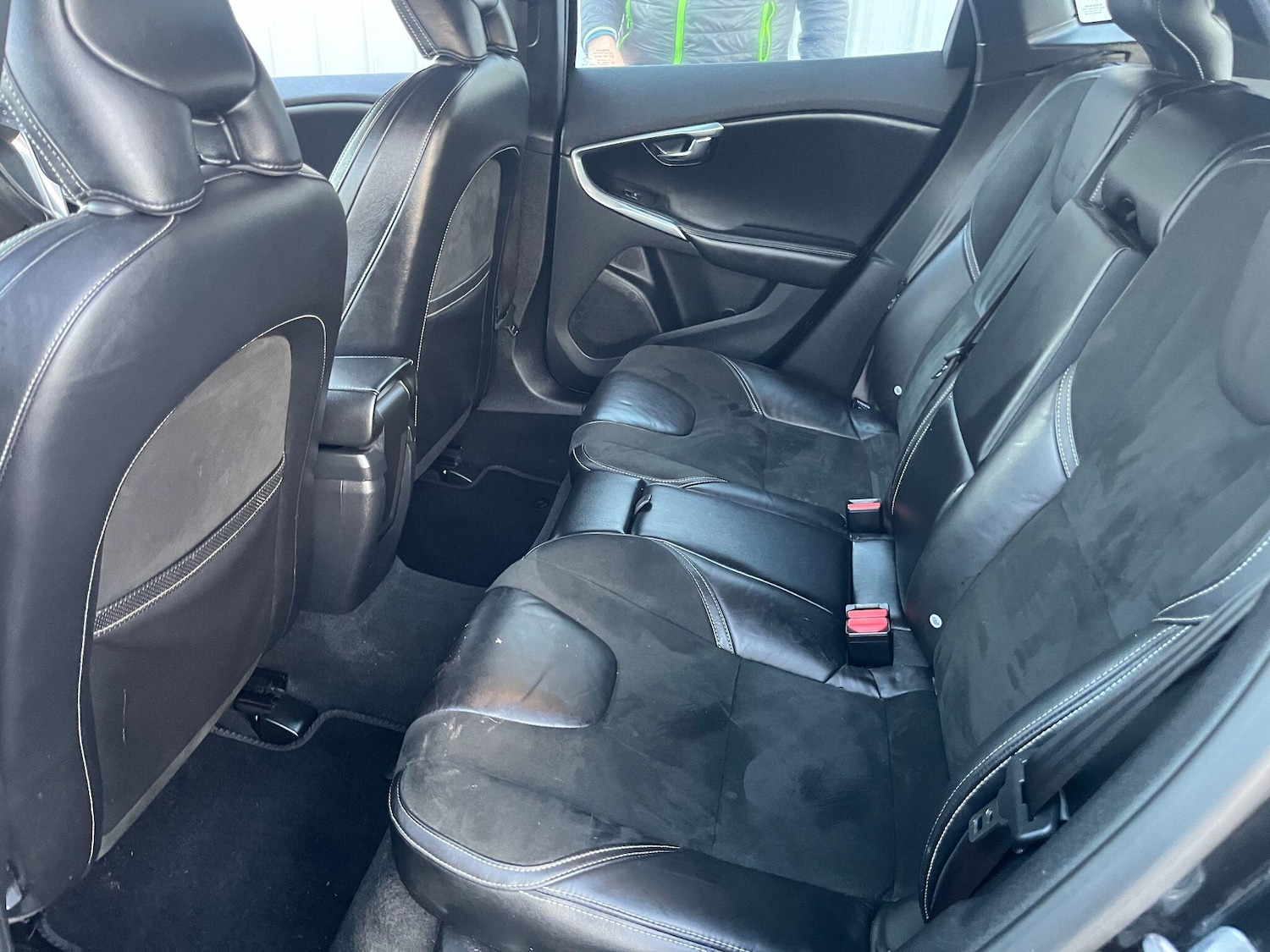 Used Volvo V40 2015 for sale - 76975728: Photo 33