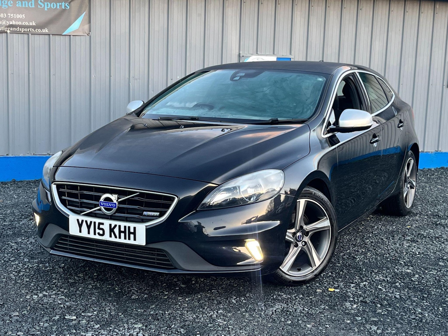 Used Volvo V40 2015 for sale - 76975728: Photo 55